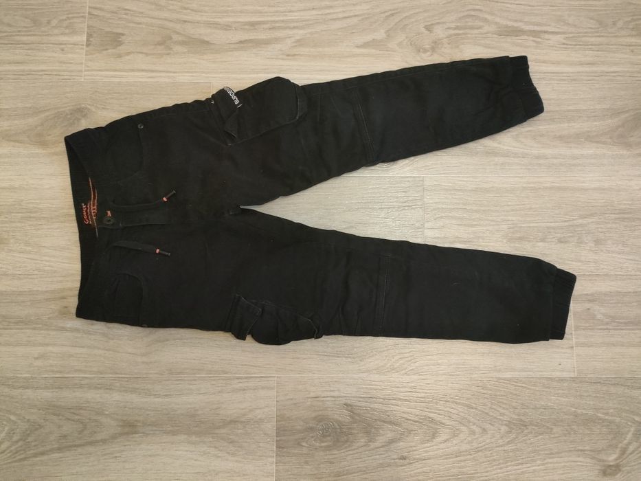 Теплі штани в школу. В гарному стані.