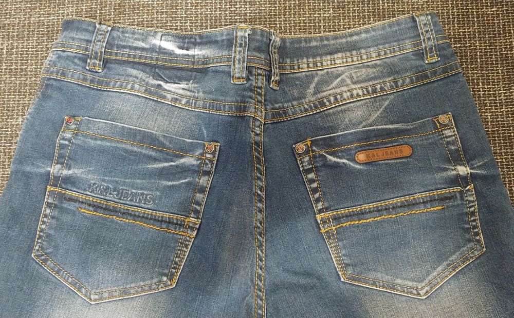 Spodnie jeans nowe