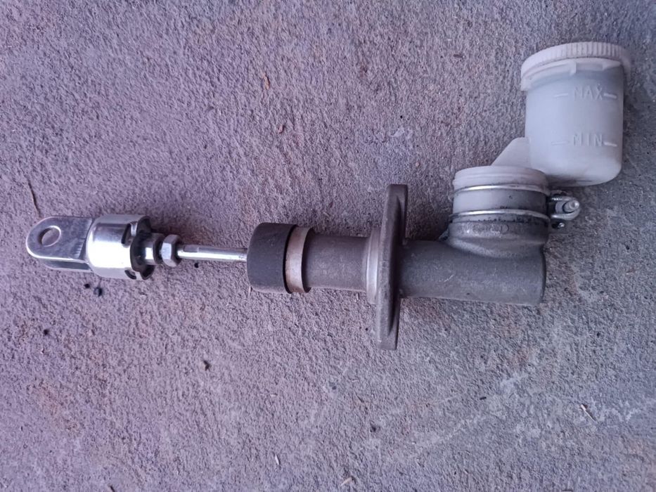 Щеплення Mitsubishi Pajero 2 3.0R