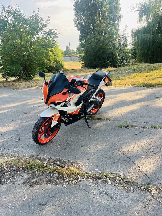 Продам мотоцикл FORTE R1
