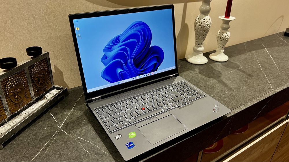 Lenovo ThinkPad P16 I7-12800HX/RTX A2000/64Gb DDR5/SSD 2Tb