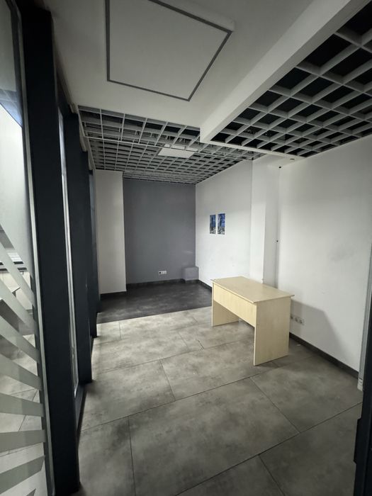 Сучасний стильний офіс