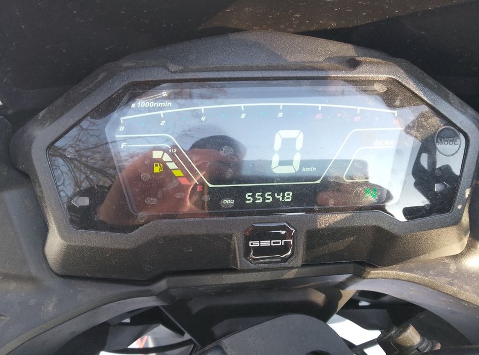 Geon ADX250 стан нового