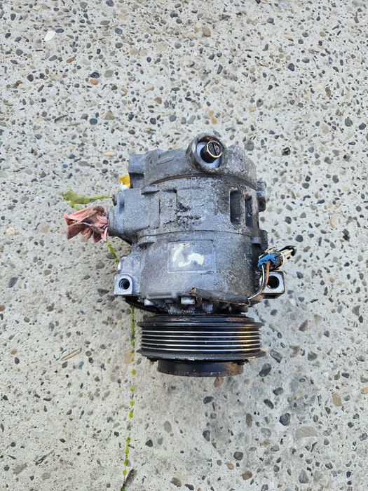 Компресор кондиціонера Опель Вектра А Б Калібра 2.5/3.0бензин 90507617