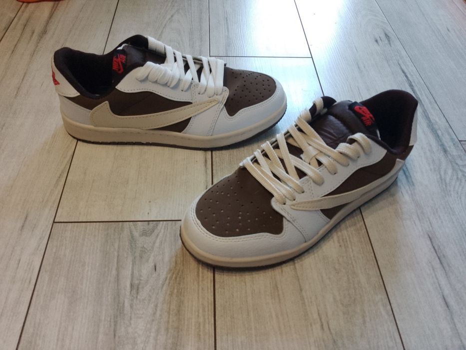 Buty sportowe r.40