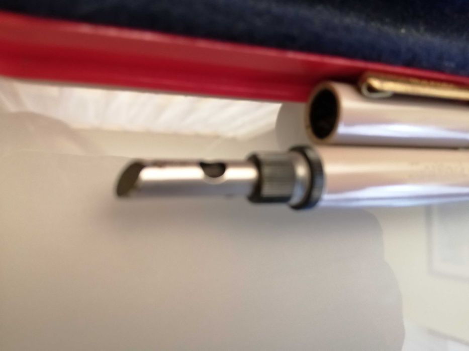 Markant  100 - pióro do kaligrafii