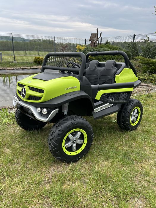 Auto na Akumulator Mega Duży  Mercedes Unimog 4x4 180 Watt Dwuosobowy