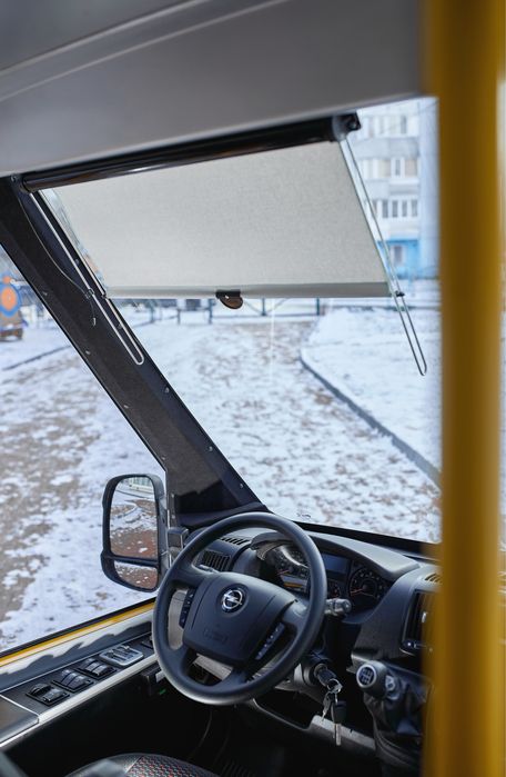 Шкільний автобус