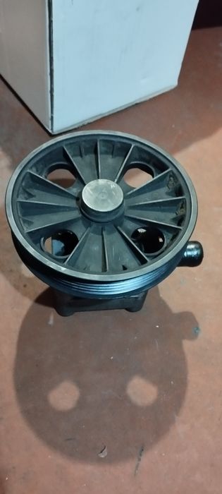 Гідропідсилювач керма volvo xc90