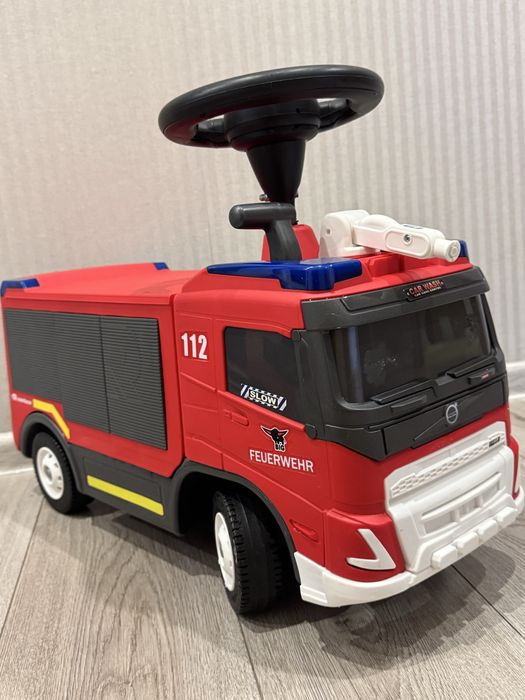 Пожежна машина BIG VOLVO із водометом