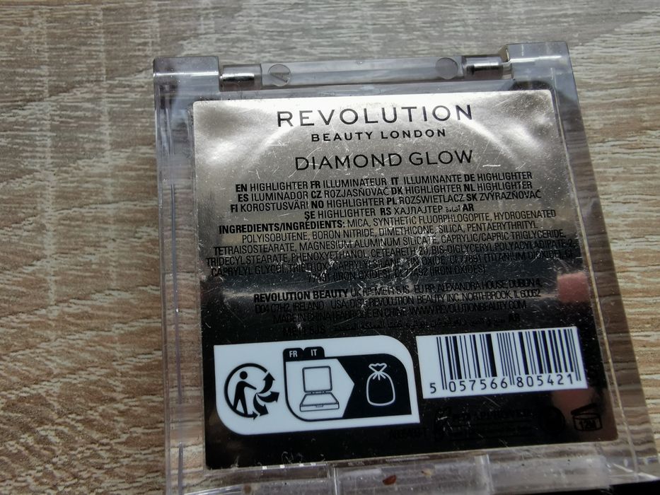 Rozświetlacz revolution beam bright