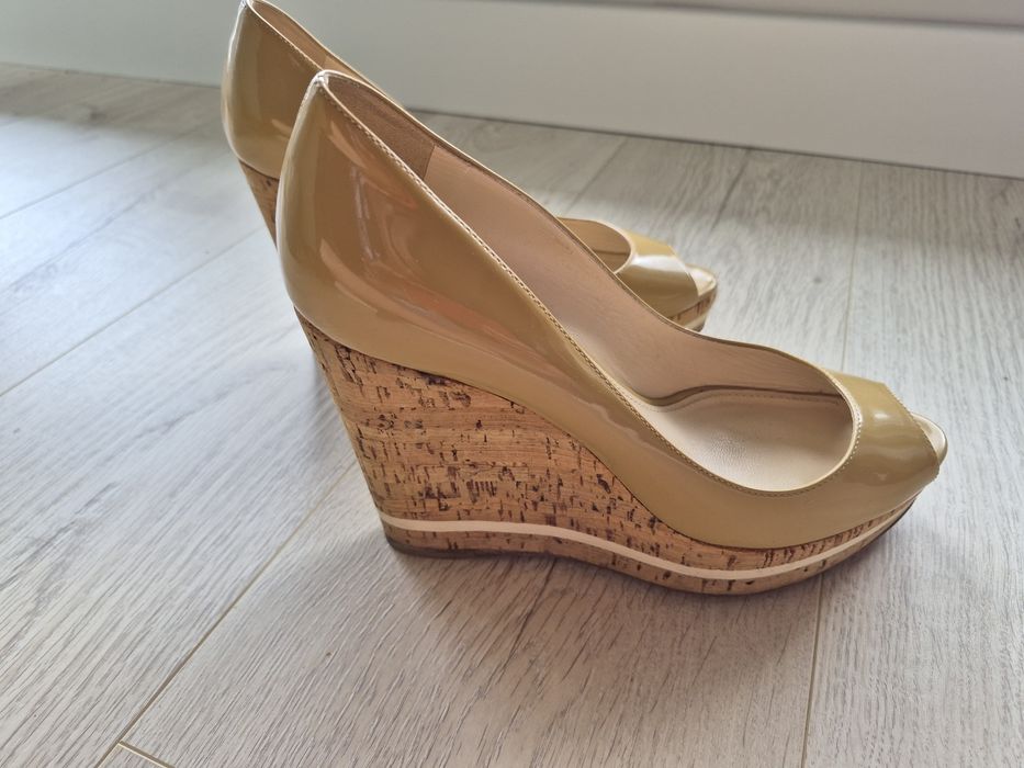 Prada Milano, peep toe, lakierowane czółenka, korkowa koturna rozm 38,5