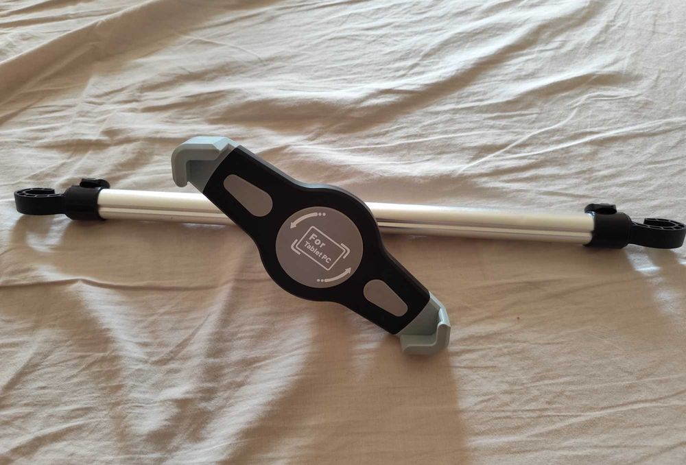 Suporte tablet ou iPad para carro