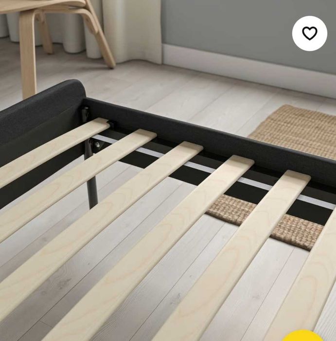 Cama de casal + colchão 1,40 x 2,00 m