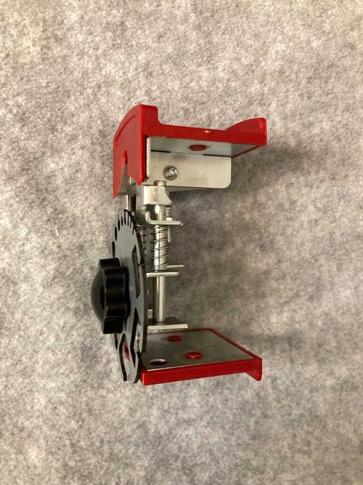 Съёмник изоляции проводов ручной