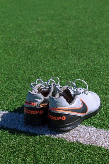 Футбольні сороконіжки / NIKE TIEMPO / 34 розмір
