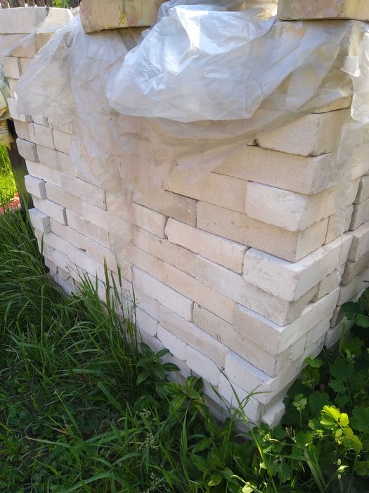 Sprzedam biała cegłę nową i używaną 25x12x6
