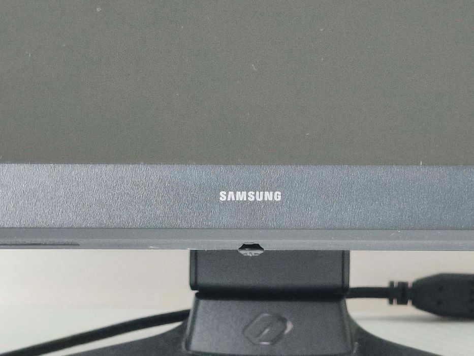 Samsung Odyssey G3 S24DG300EU 24" 180 Hz – Full HD
