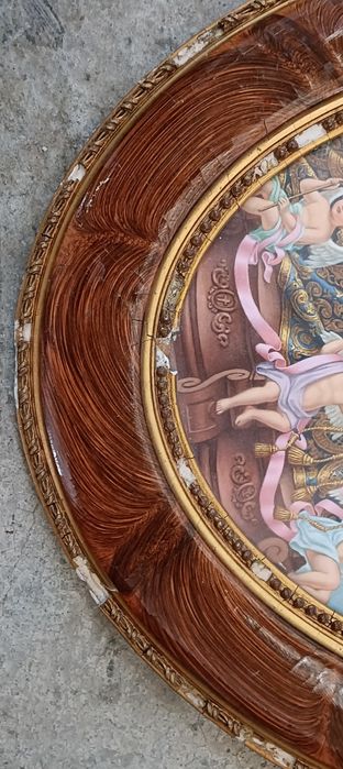 Quadro oval antigo do Senhor dos Passos, uma invocação a Jesus Cristo.