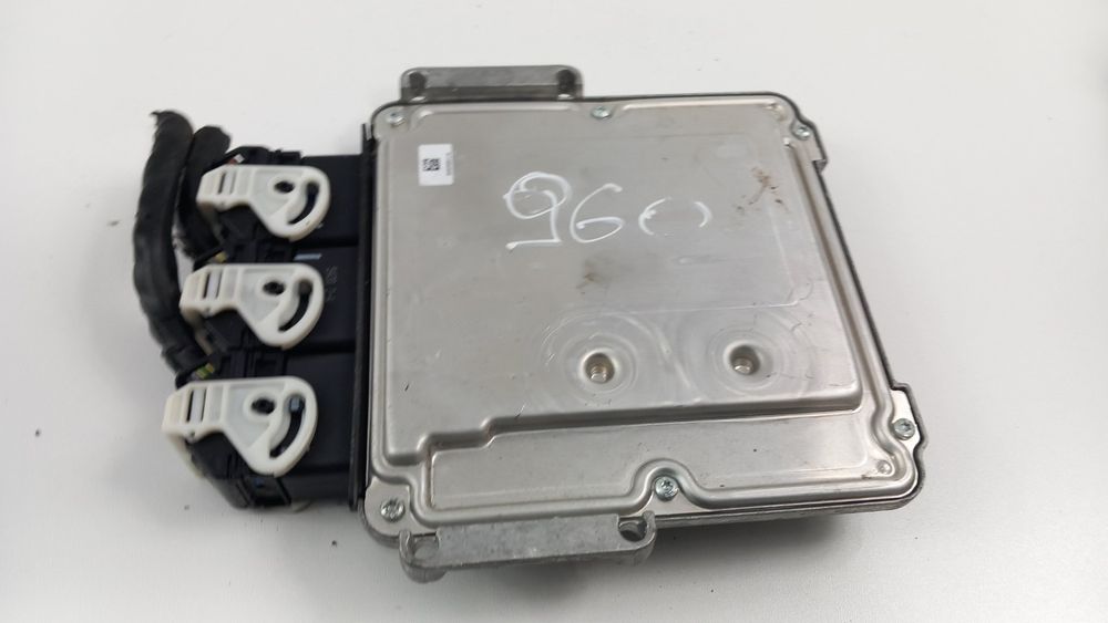 Ford Mondeo Mk4 Komputer Silnika 8G91-12A650-En 0281014832