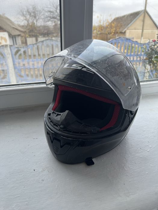 Продам шлем L52, в наличии 2 шт