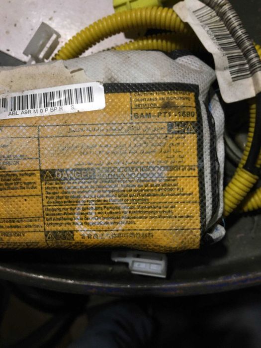 airbag пасажирське сидіння — BAM‑PT1‑1690 (Toyota Avensis T27)