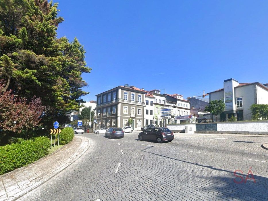 Apartamento T1 novo, com varanda e lugar de garagem em S. Vítor em ...