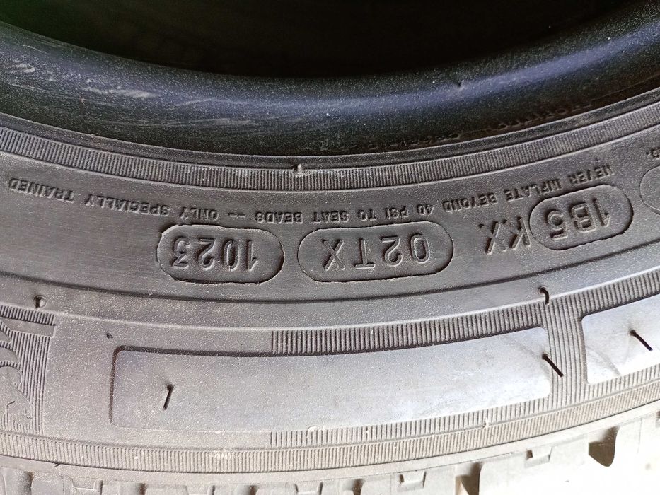 Opony letnie 215 60 r17c
