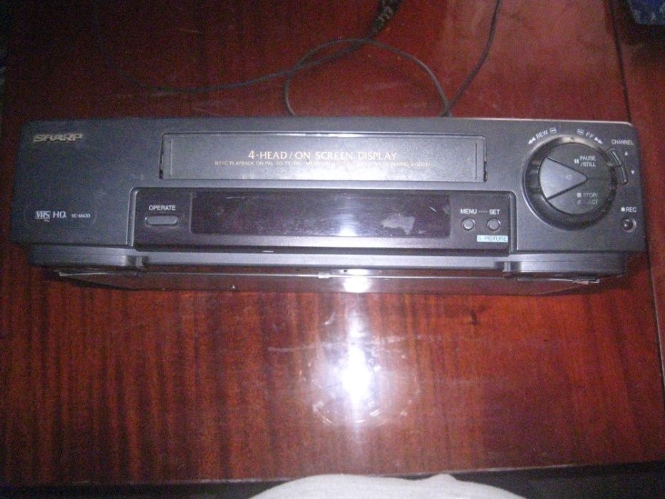 відеомагнітофон SHARP