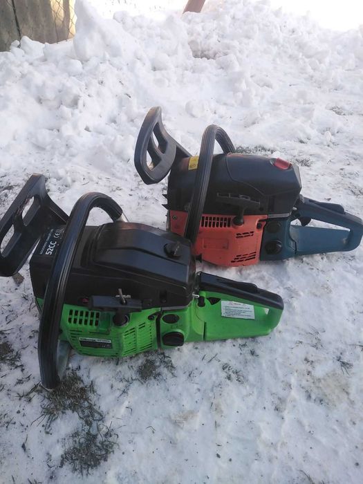 Продаються бензопили