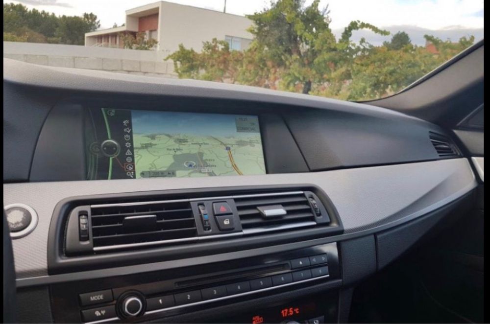 BMW Série 5 F10 Pack M (2010) | Full Extras | Ótimo Estado