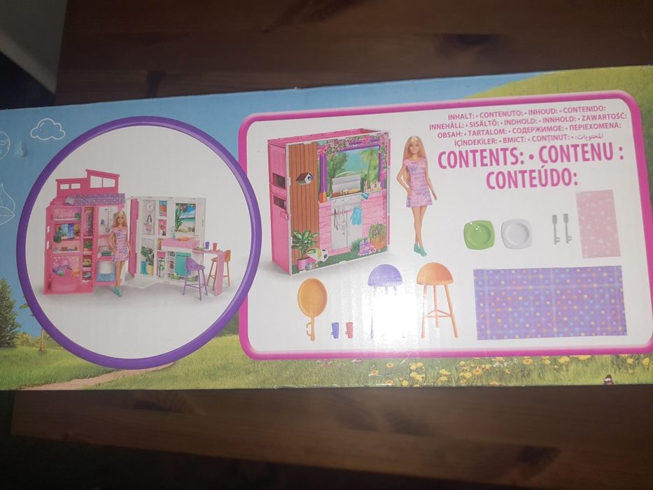 Domek Barbie w walizce
