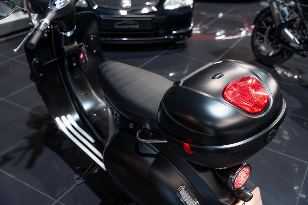 Sakura EV4000 electrica