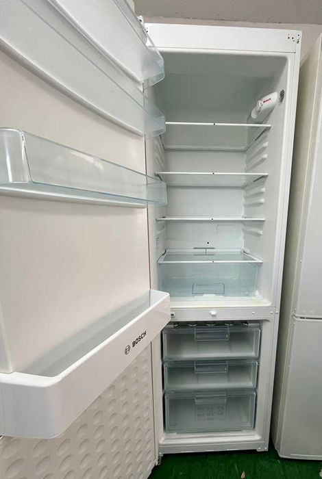 Lodówka Bosch KGV36V00, 343 litry, 185 cm, A+