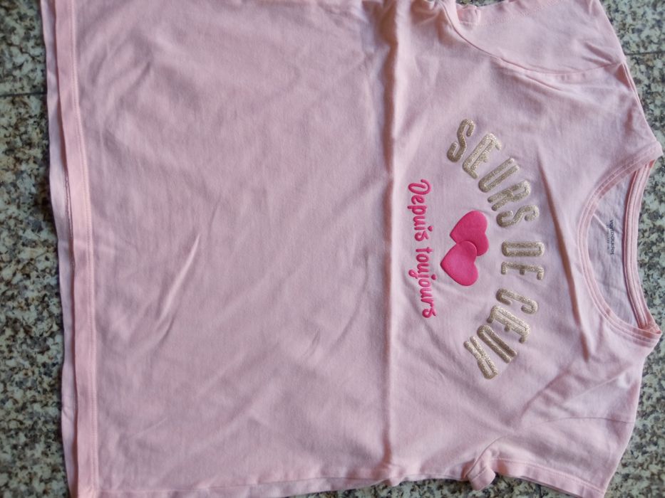 T-shirt de menina de verão