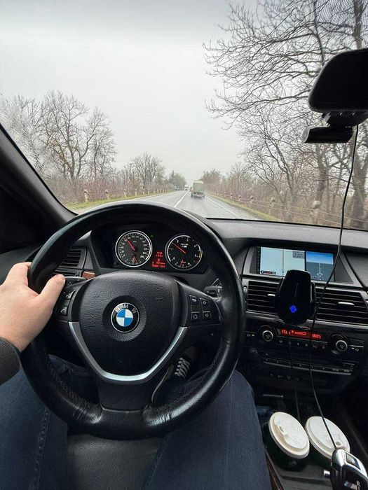 Продам  BMW x5 е70 35d