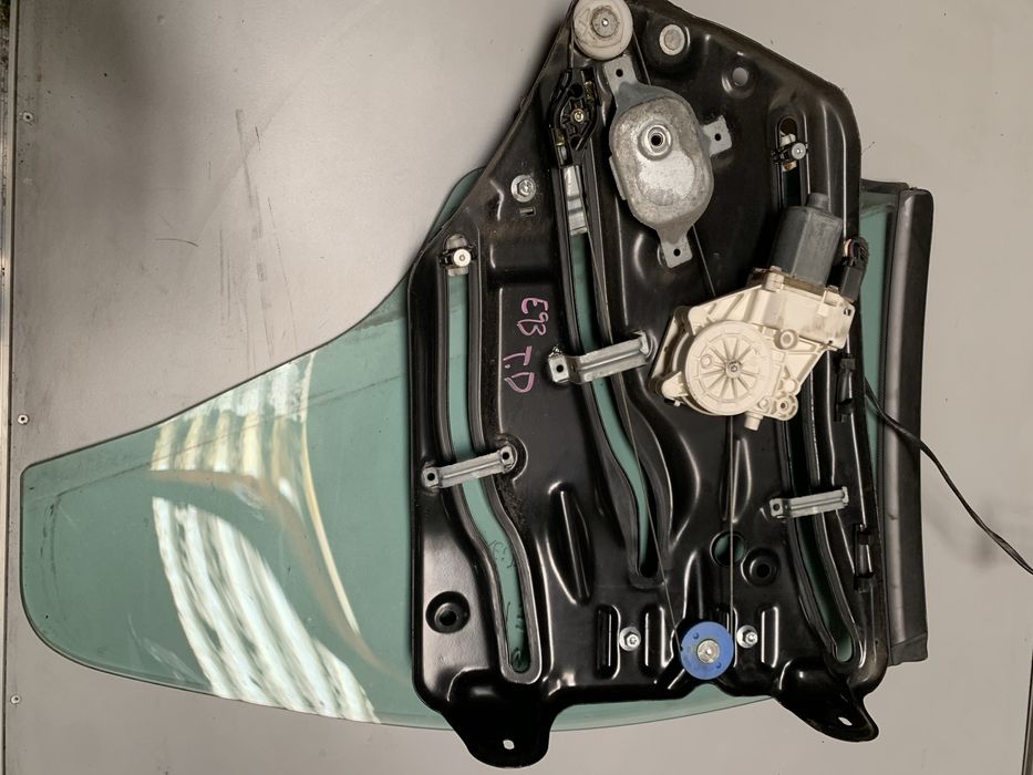 Elevador vidro BMW E93 tras direito