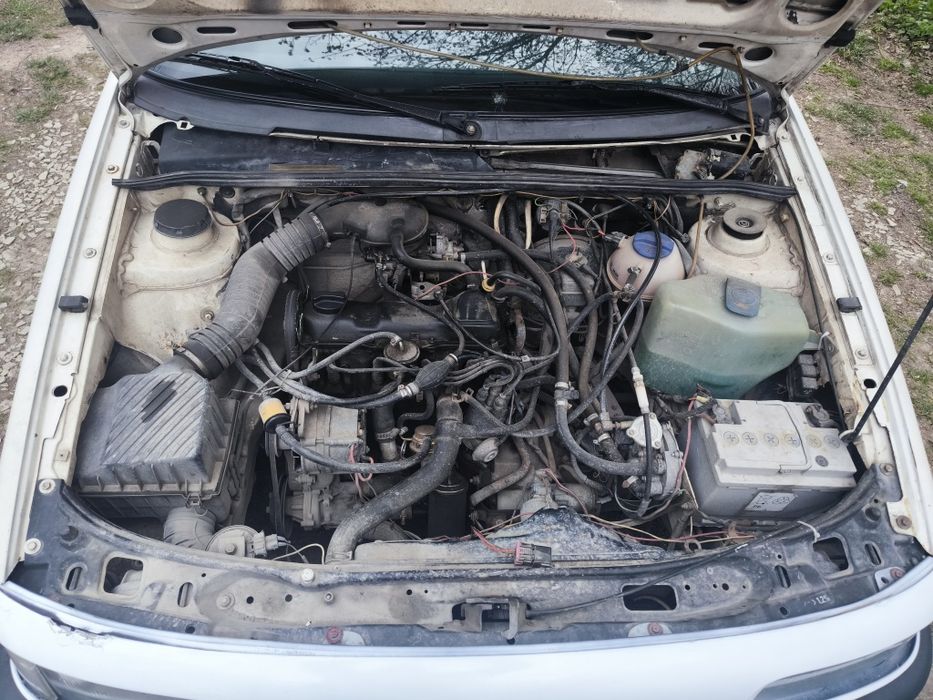 Volkswagen Passat B3 1988р. 1.8л (90 к.с)