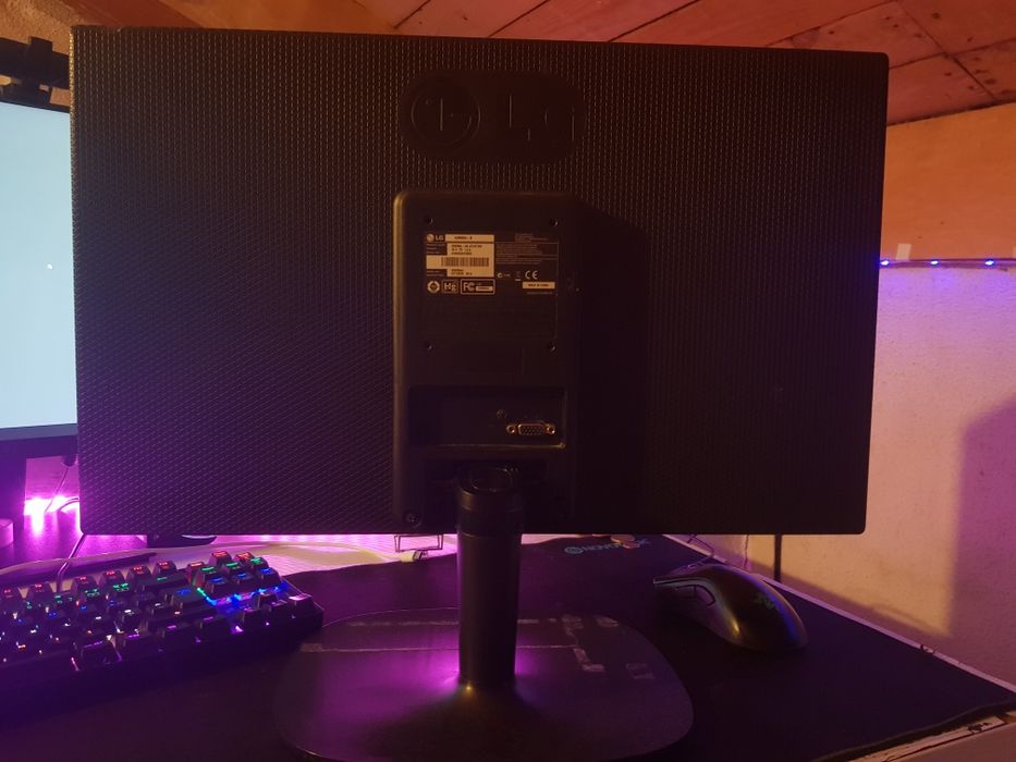 Monitor Lg 60hz.