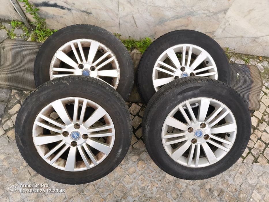 Fiat Jantes 15 com pneus