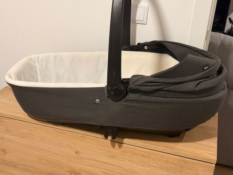 Alcofa/ ovo para bebé