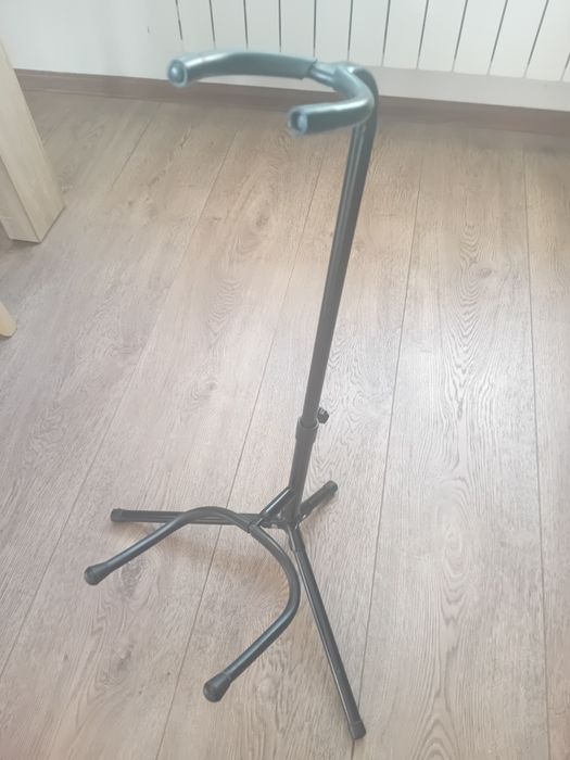 Stojak na gitare