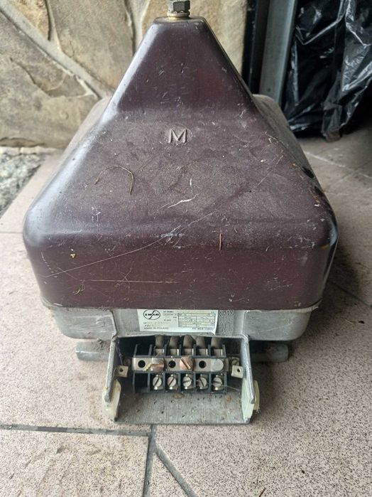 Przekładnik napięciowy ZWAR VSK I 20  17,5/38/95