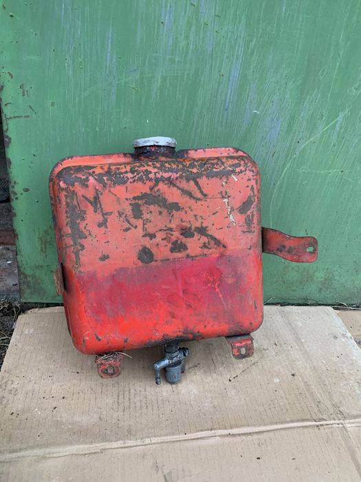 Бак Муравей капот Тула