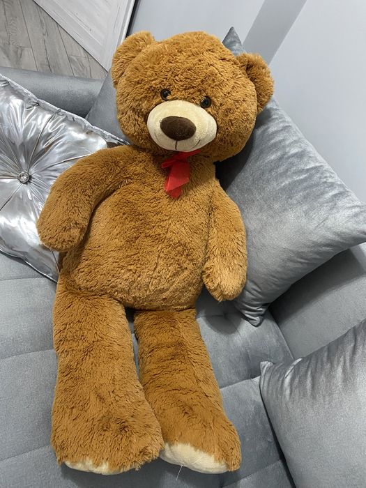 Miś duzy 98 cm brazowy z czerwona kokardka
