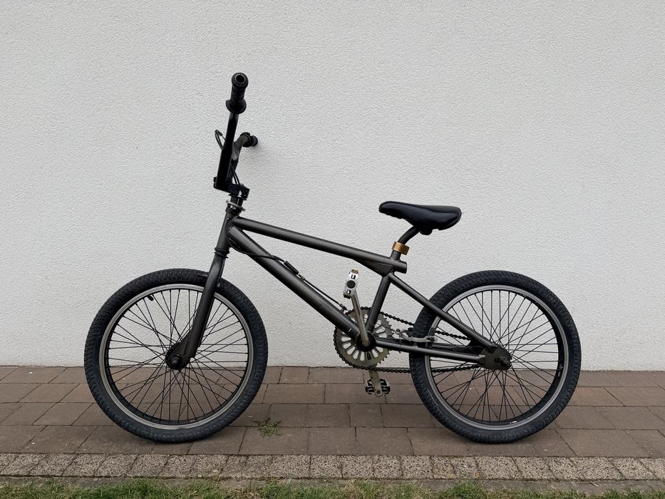 Rower BMX, opony 20"