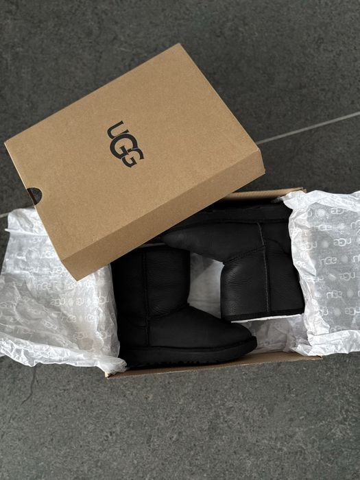 Дитячі зимові оригінальні угги ugg 27,5 розміру водонепроникні