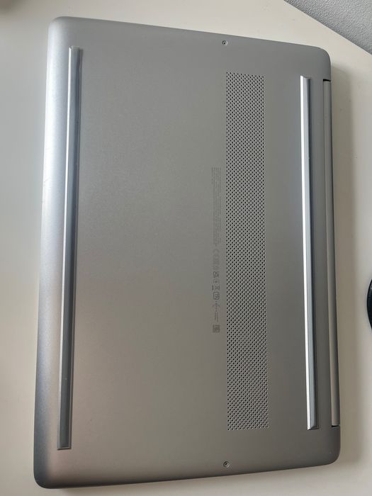 HP Laptop 15s-fq5xxx