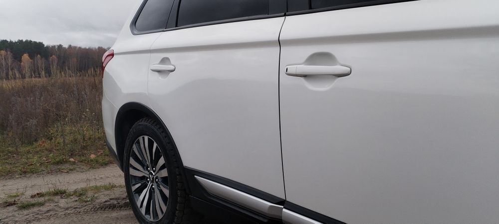 Mitsubishi Outlander 2.4 Г/Б