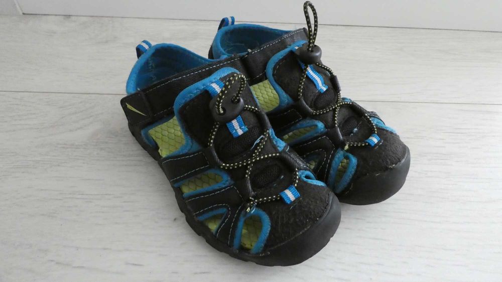 Sandałki chłopięce rozmiar 29